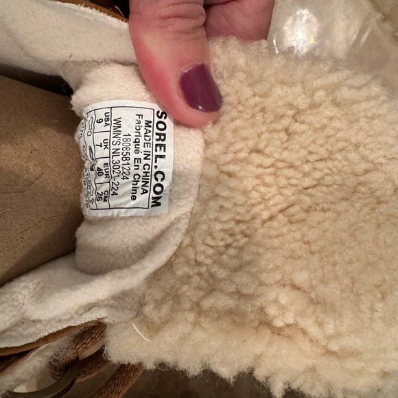 Sorel Joan of Arctic Boot NWT - Picture 4 of 4